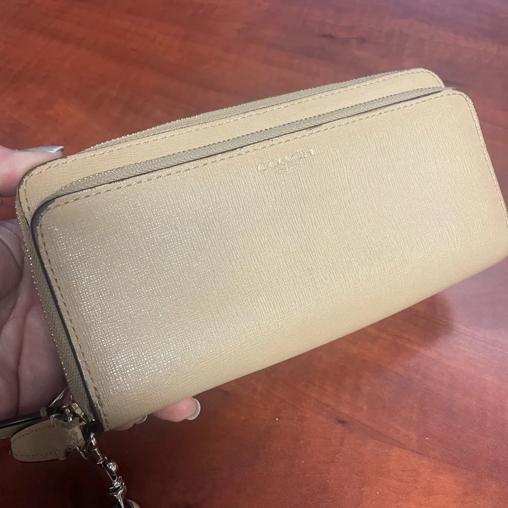 Coach Beige/Tan Zip Wallet Wristlet